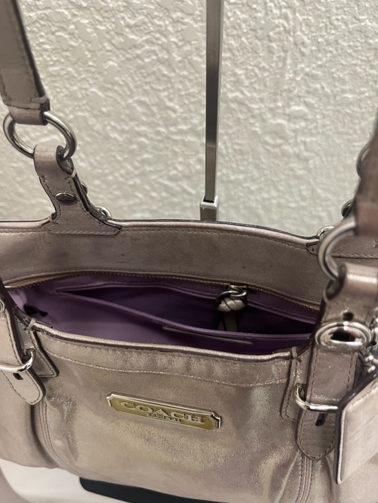 Coach Metallic Gold Leather Tote Bag | Large Shoulder Bag | Lilac Interior - Picture 7 of 15